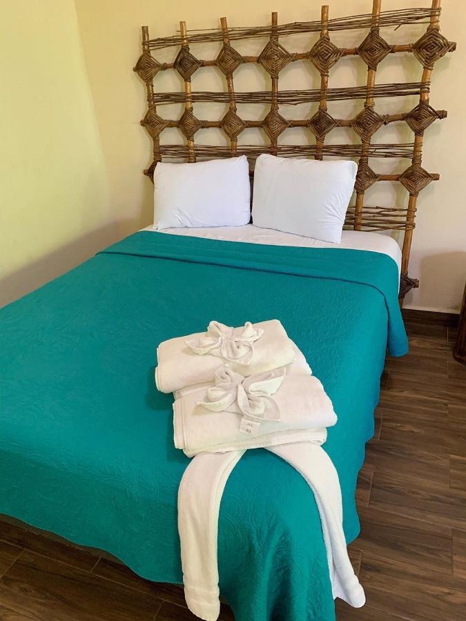 Hotel Wayak Бакалар Екстер'єр фото